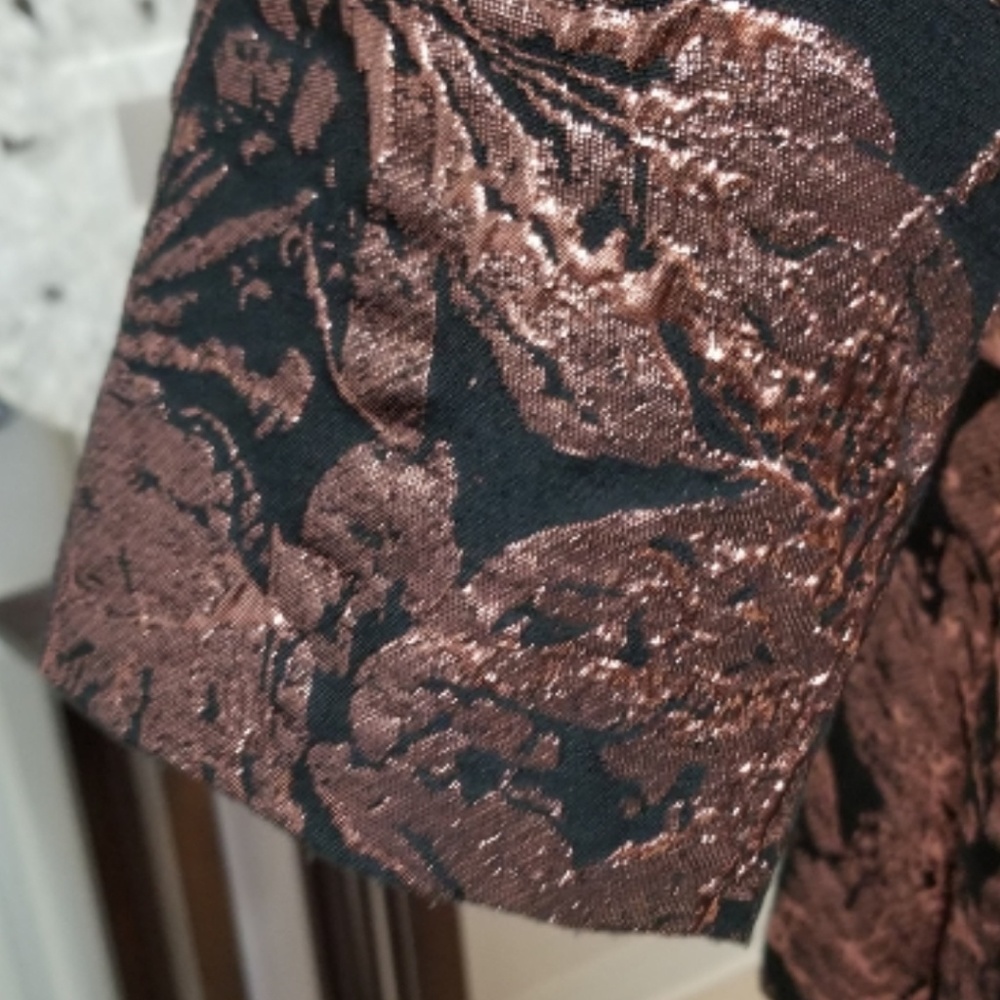 🆕️⬇️🎉HOST PICK🎉 Alex Evenings Floral Metallic Jacquard Stand Collar Twinset - Picture 4 of 9